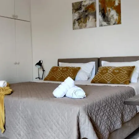 Pehar Guest house *